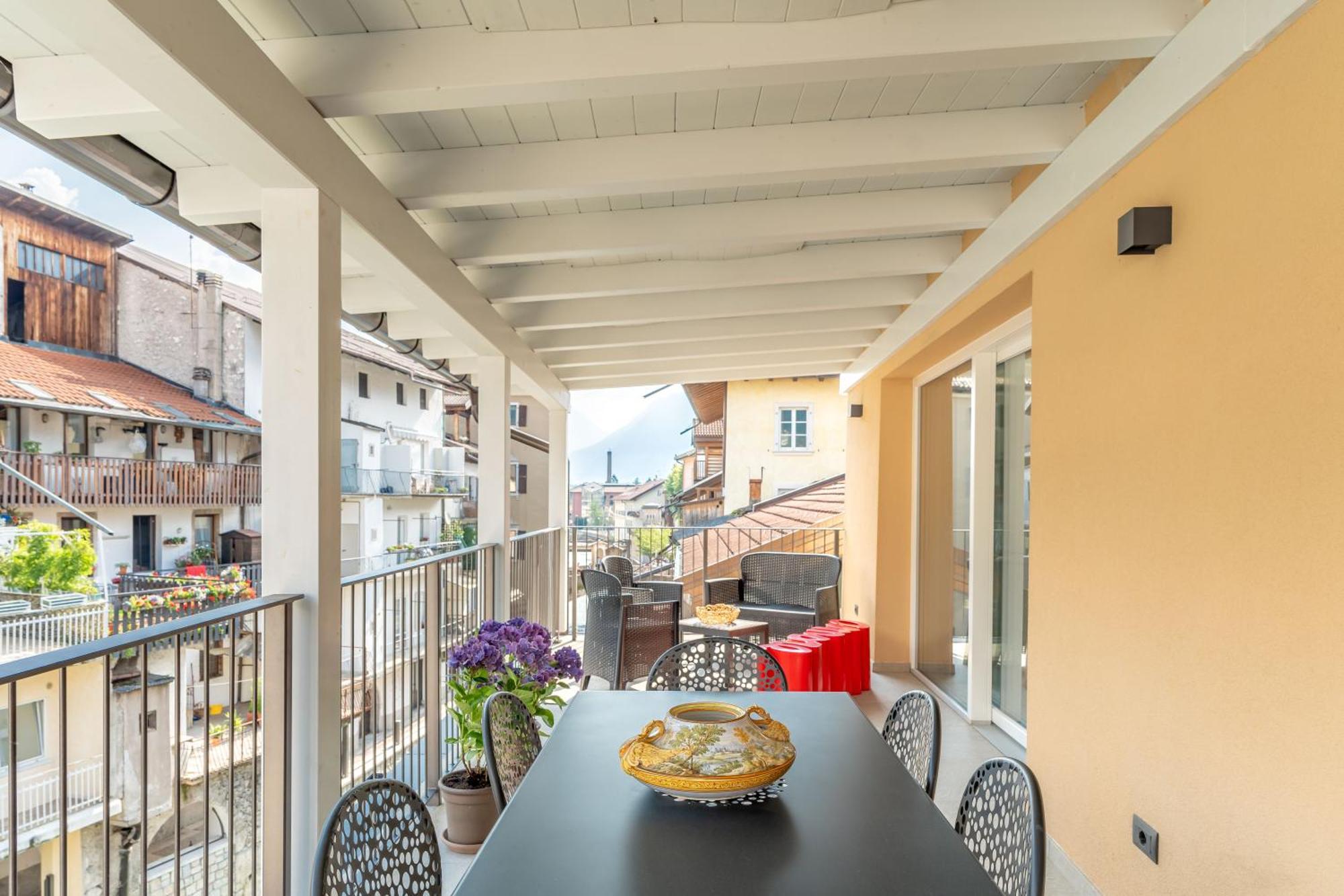Luxury 2Br W/ River Castle View In Borgo Valsugana Apartment Exterior photo