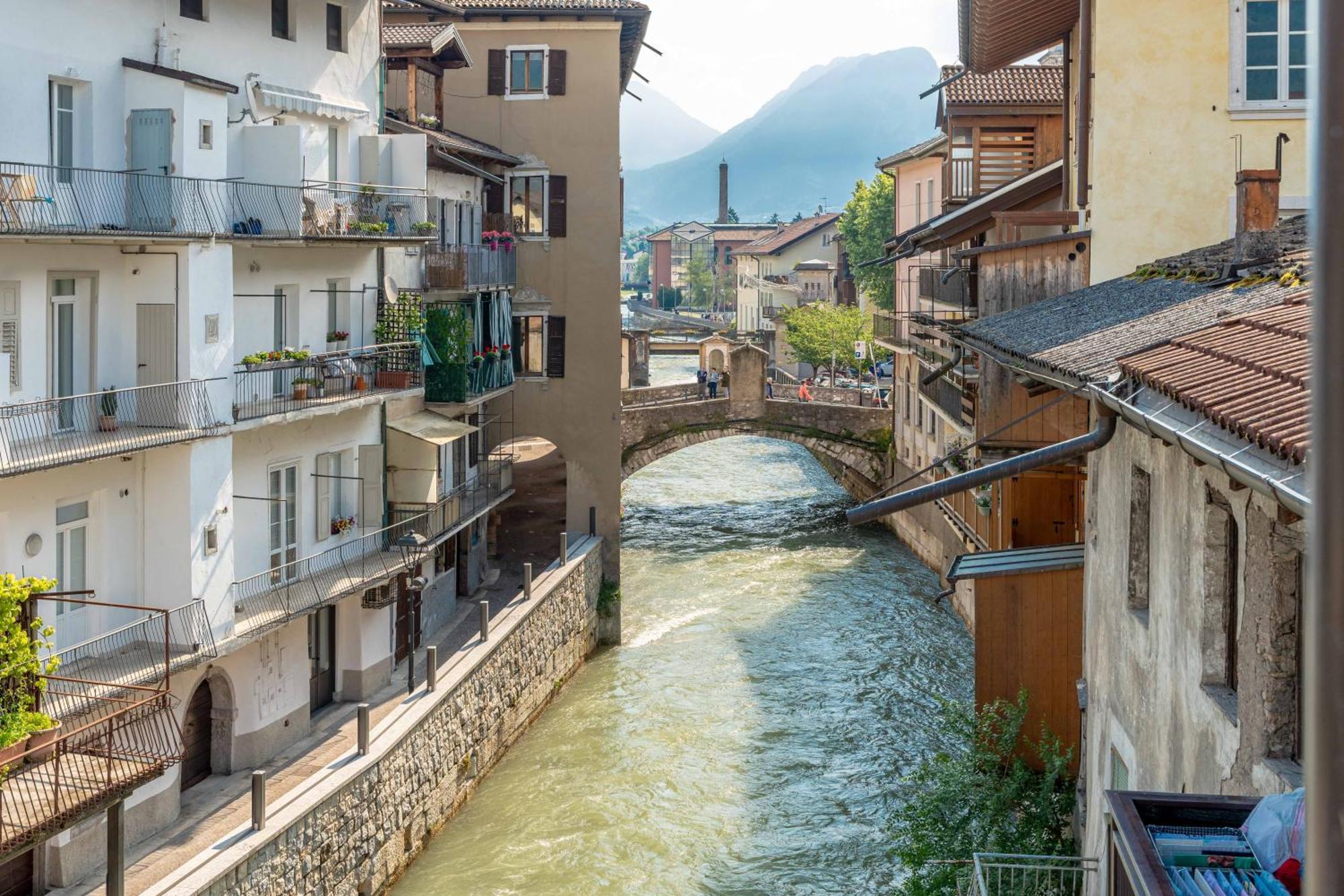 Luxury 2Br W/ River Castle View In Borgo Valsugana Apartment Exterior photo